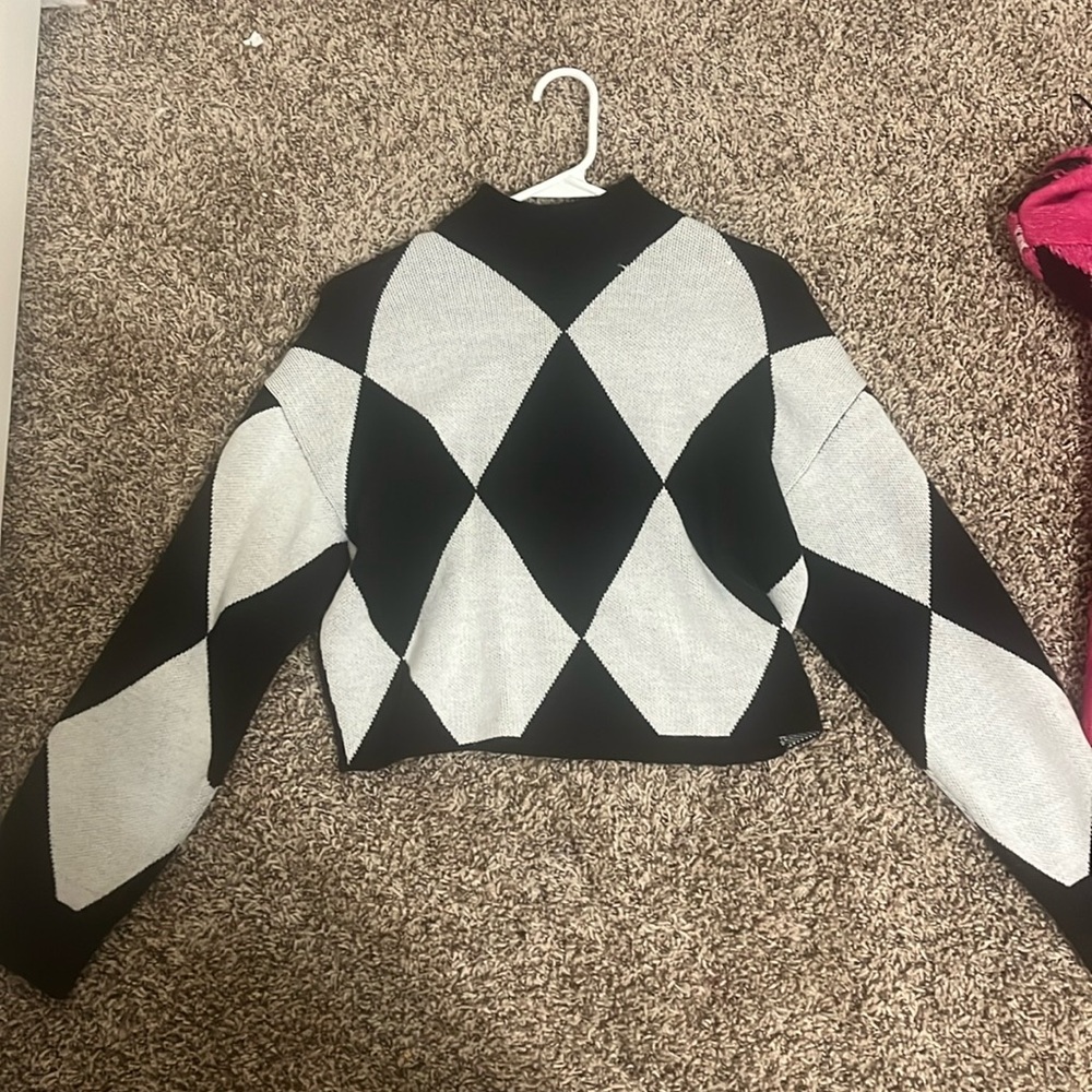 JACQUARD-KNIT SWEATER